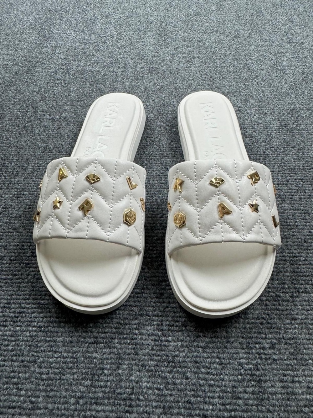 KARL LAGERFELD Paris Carenza Studded Flat Slide White Sandals Women's US 7M